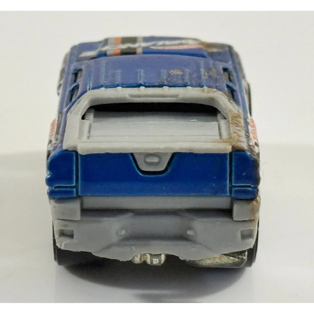 Hot Wheels Chevy Avalanche Kids Toy Car Blue Fatbax Series 2003